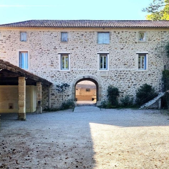 BH PATRIMOINE : Domaines / Propriétés | PEZENAS (34120) | 950.00m2 | 2 280 000 € BH PATRIMOINE : Domaines / Propriétés | PEZENAS (34120) | 950.00m2 | 2 280 000 €
